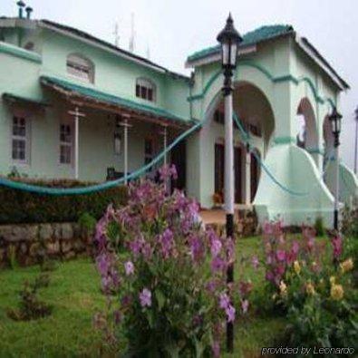 British Cliff Club Resort Утакаманд Экстерьер фото